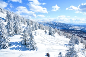 初夏まで楽しめるスキー場特集！スキーシーズンはいつまで続く？