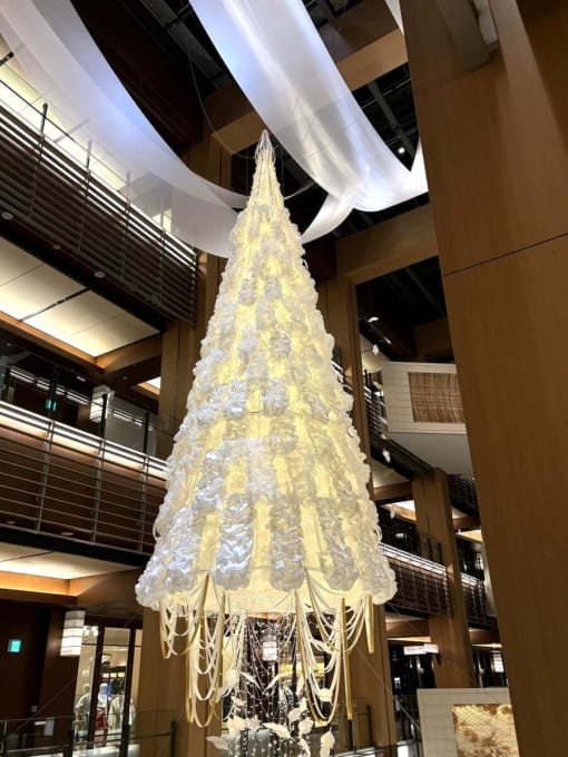 MIDTOWN CHRISTMAS 2024『Feathere Snow Tree』