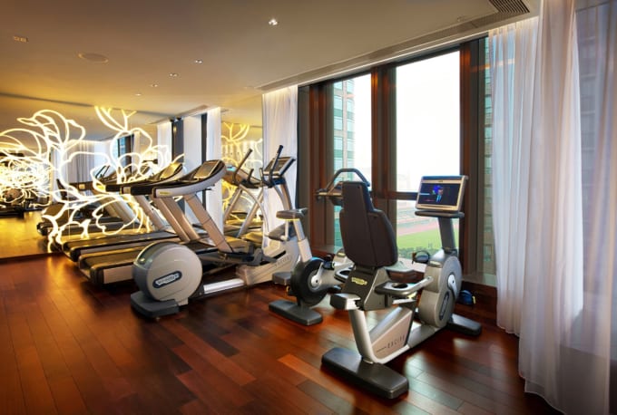 ミラ・ムーンのジム