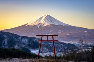 河口浅間神社遥拝所からの富士山