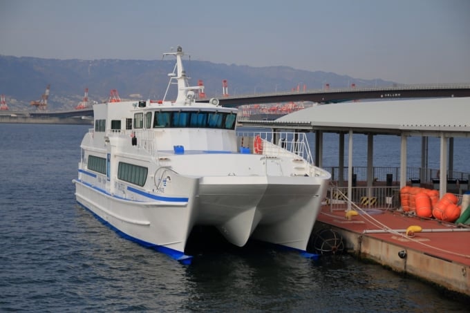 神戸-関空ベイシャトル