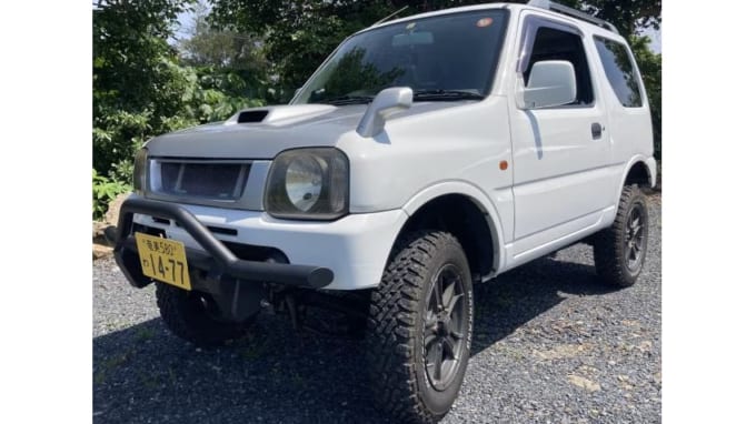 あすびや 奄美空港前店　スズキ・ジムニー4WD　白
