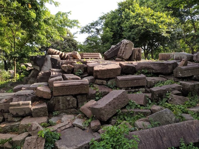 バミュニ・ヒルズ公園（Bamuni Hills）