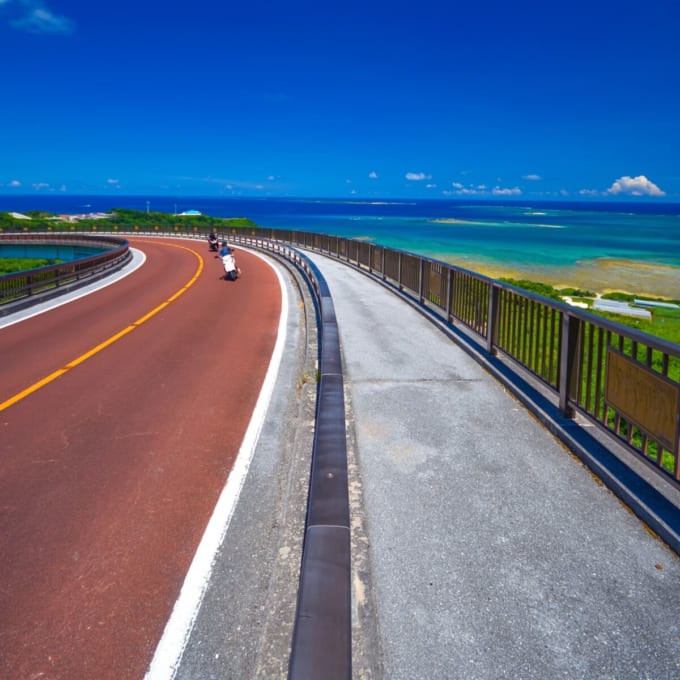 ニライカナイ橋（沖縄本島南部）