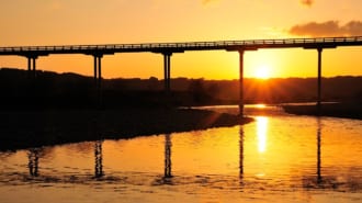 世界一長い木造歩道橋_蓬莱橋