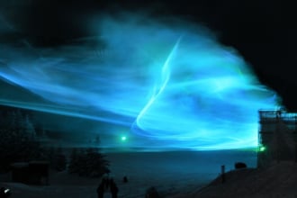 峰の原高原のクリスマスはゲレンデでオーロラが楽しめる！？ニンジャ スノーハイランド！