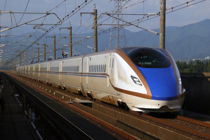 上越新幹線E7系