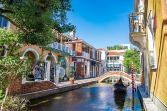 a Vita（ラ・ヴィータ）