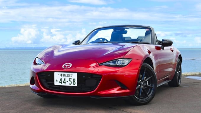 沖縄プレミアムレンタカー 那覇本店のマツダ・ロードスター