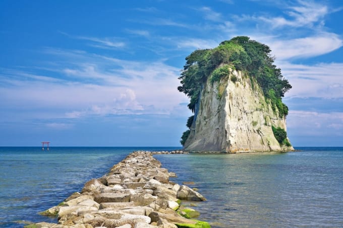 見附島（フレッシュライン見附公園）