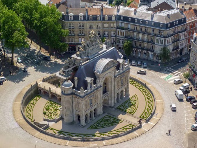 リールの凱旋門（パリ門）