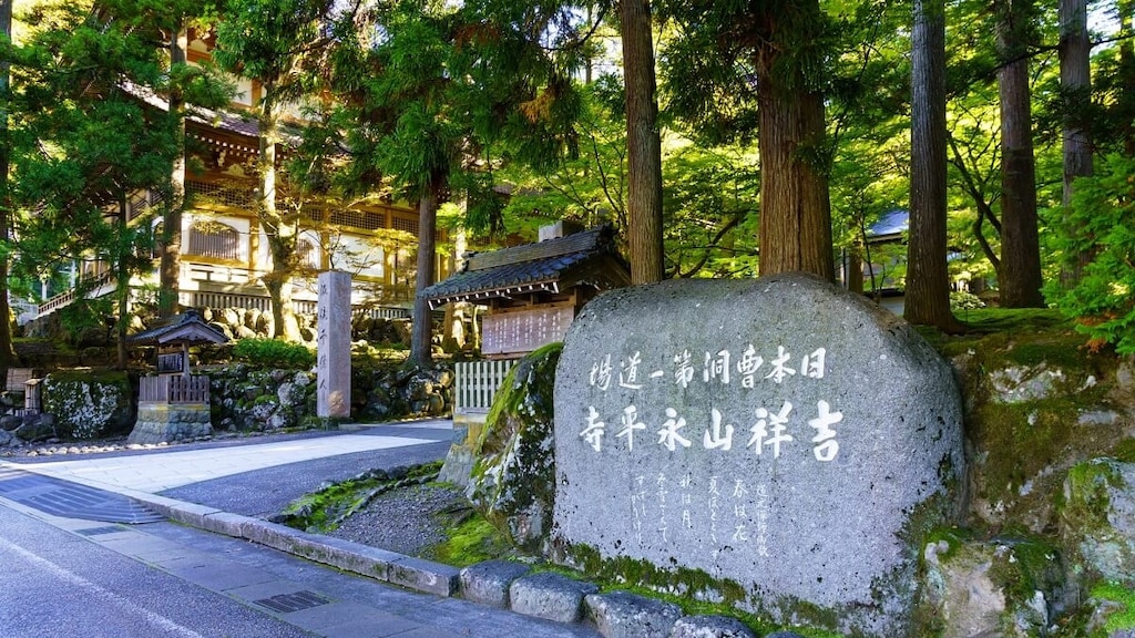 曹洞宗「大本山永平寺」をいざ観光！禅寺の修行道場の魅力に迫る
