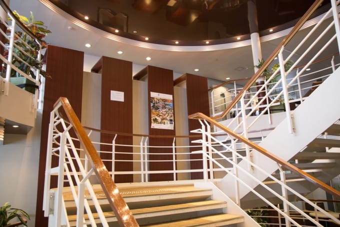 ニューかめりあ船内