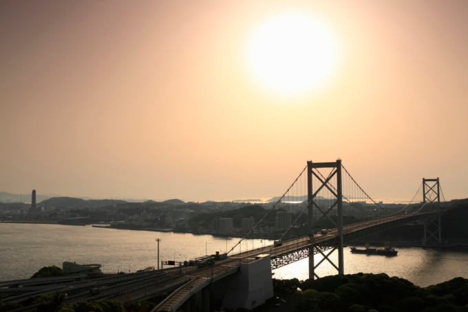 関門海峡の夕焼け
