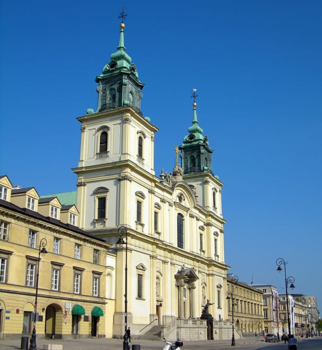 聖十字架教会（ポルトガル・ワルシャワ）