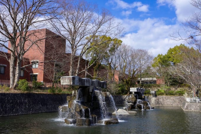 山口県立美術館（亀山公園）