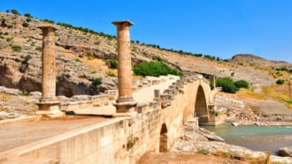 アドゥヤマン 観光