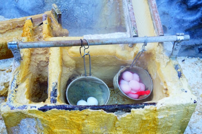 お湯かけ弁財天　温泉卵