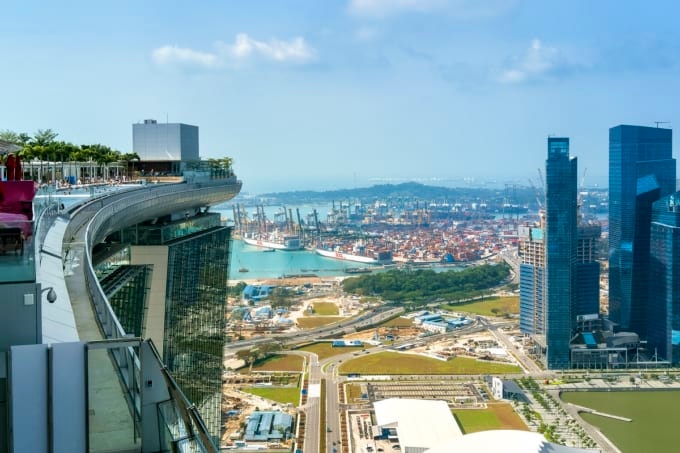 マリーナベイ・サンズ屋上より