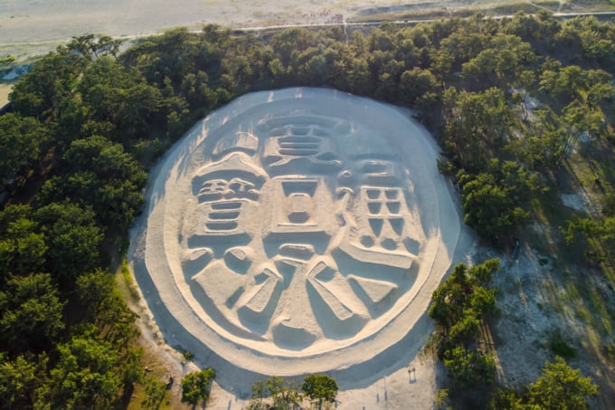 観音寺市の銭形砂絵