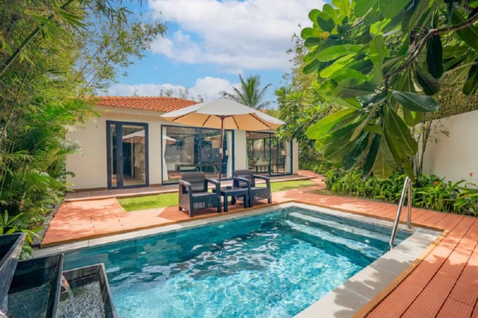 グランドヴィリオ オーシャン リゾート ダナンのプール