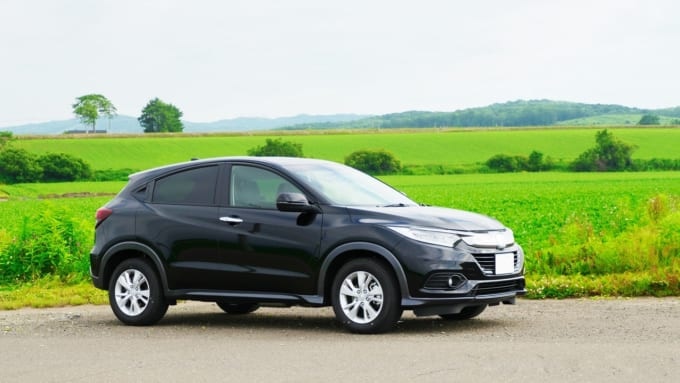 北海道を走る車