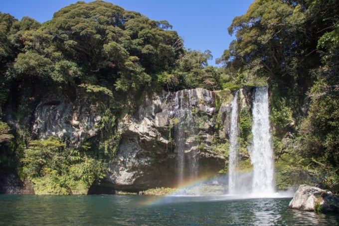 済州島　天地淵の滝（天帝淵瀑布）