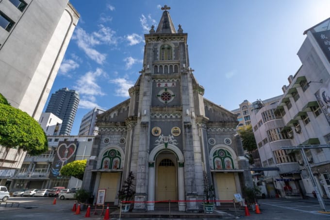 玫瑰聖母聖殿主教座堂（カトリック高雄教区ローズ聖母聖殿大聖堂）台湾・高雄