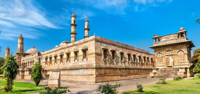 チャンパネール・パーヴァガドゥ遺跡公園