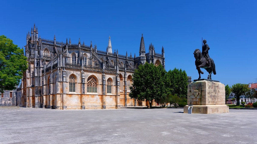 【ポルトガル世界遺産】バターリャ修道院｜ゴシック建築の傑作！