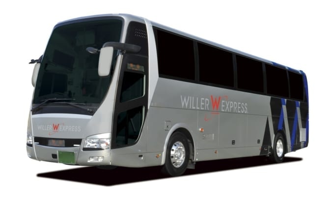 WILLERのバス外観