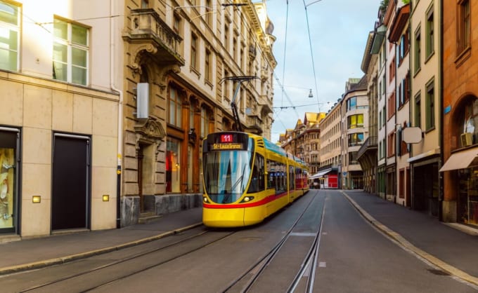 バーゼル市電（路面電車）