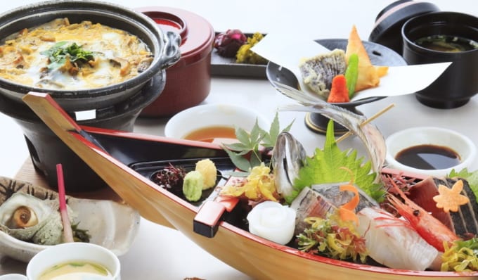 勝浦ヒルトップホテル＆レジデンスの夕食