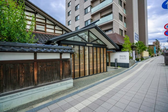 大樋美術館（金沢）