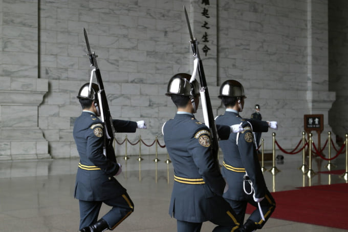 中正紀念堂の衛兵交代儀式（台湾・台北）