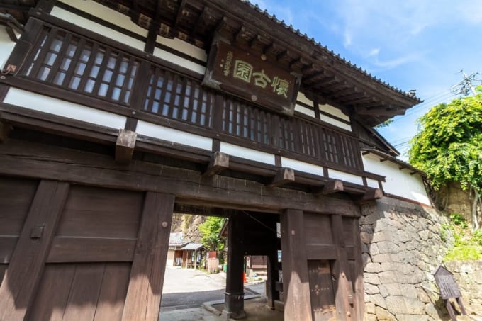 小諸城址　三の門