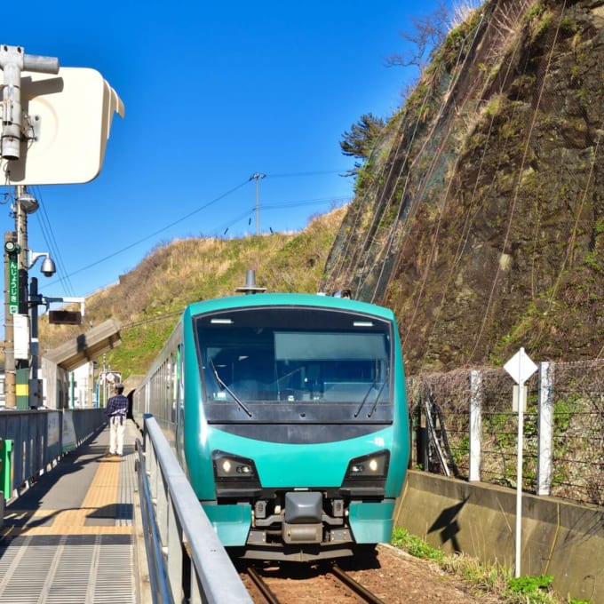 リゾートしらかみ号「千畳敷駅」に停車中