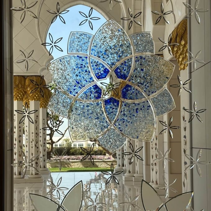 シェイク・ザイード・グランド・モスク（UAE・アブダビ）