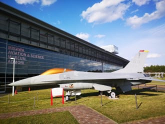 三沢航空科学館