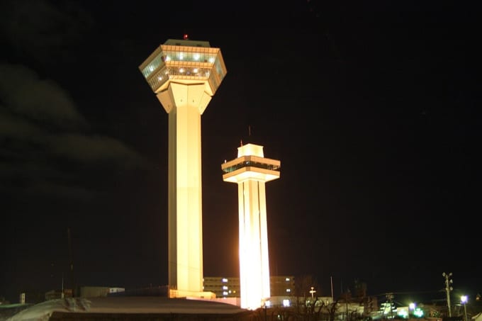 2代目五稜郭タワーと初代五稜郭タワー