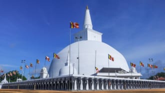 スリランカ世界遺産「聖地アヌラーダプラ」ルワンウェリ・サーヤ大塔