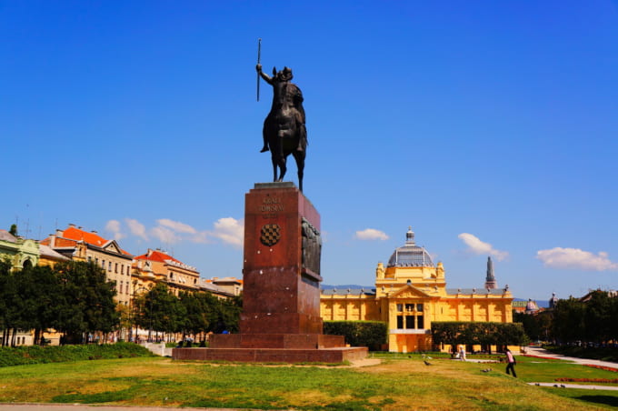 トミスラフ広場（ザグレブ）