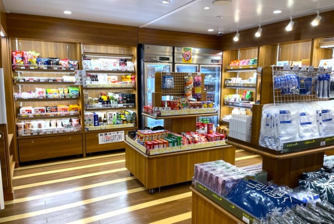 新日本海フェリー「けやき」のショップ（売店）