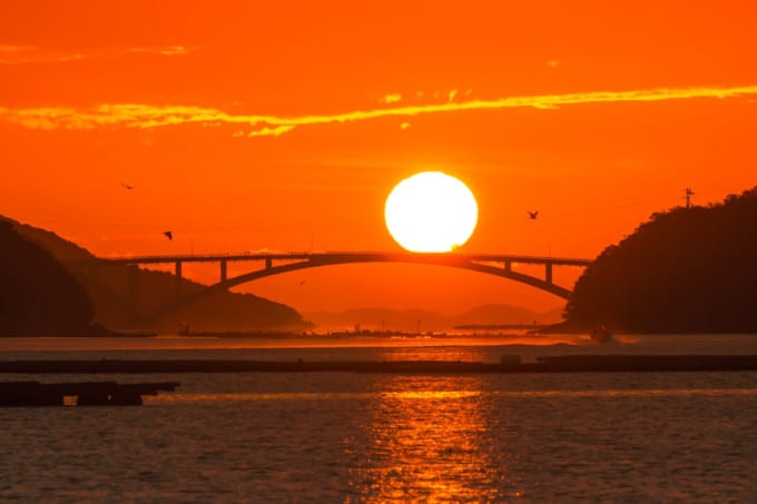 備前市日生町 頭島大橋と日の出