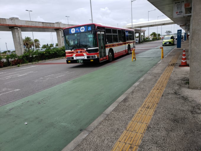 カリー観光のバス