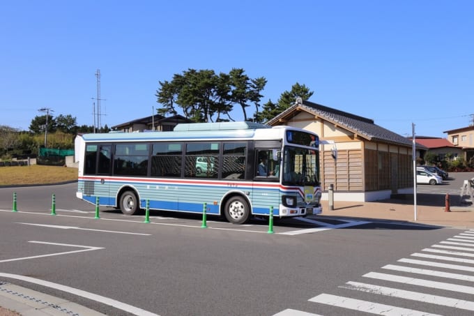 種差海岸遊覧バス「うみねこ号」