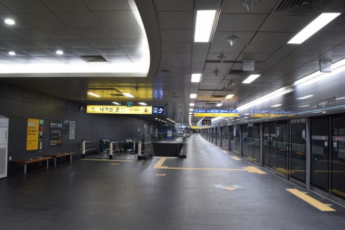 弘大入口駅（ソウル）