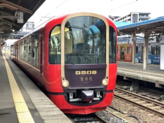えちごトキめき鉄道観光列車「雪月花」