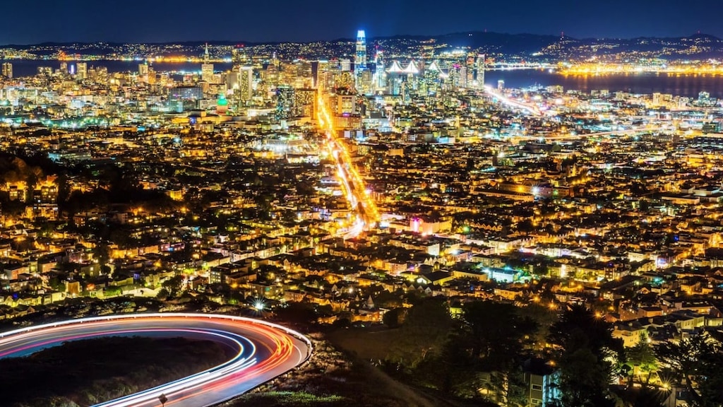 サンフランシスコで夜景を眺めるならここ！「ツインピークス」の観光ガイド
