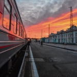 駅に停車するシベリア鉄道